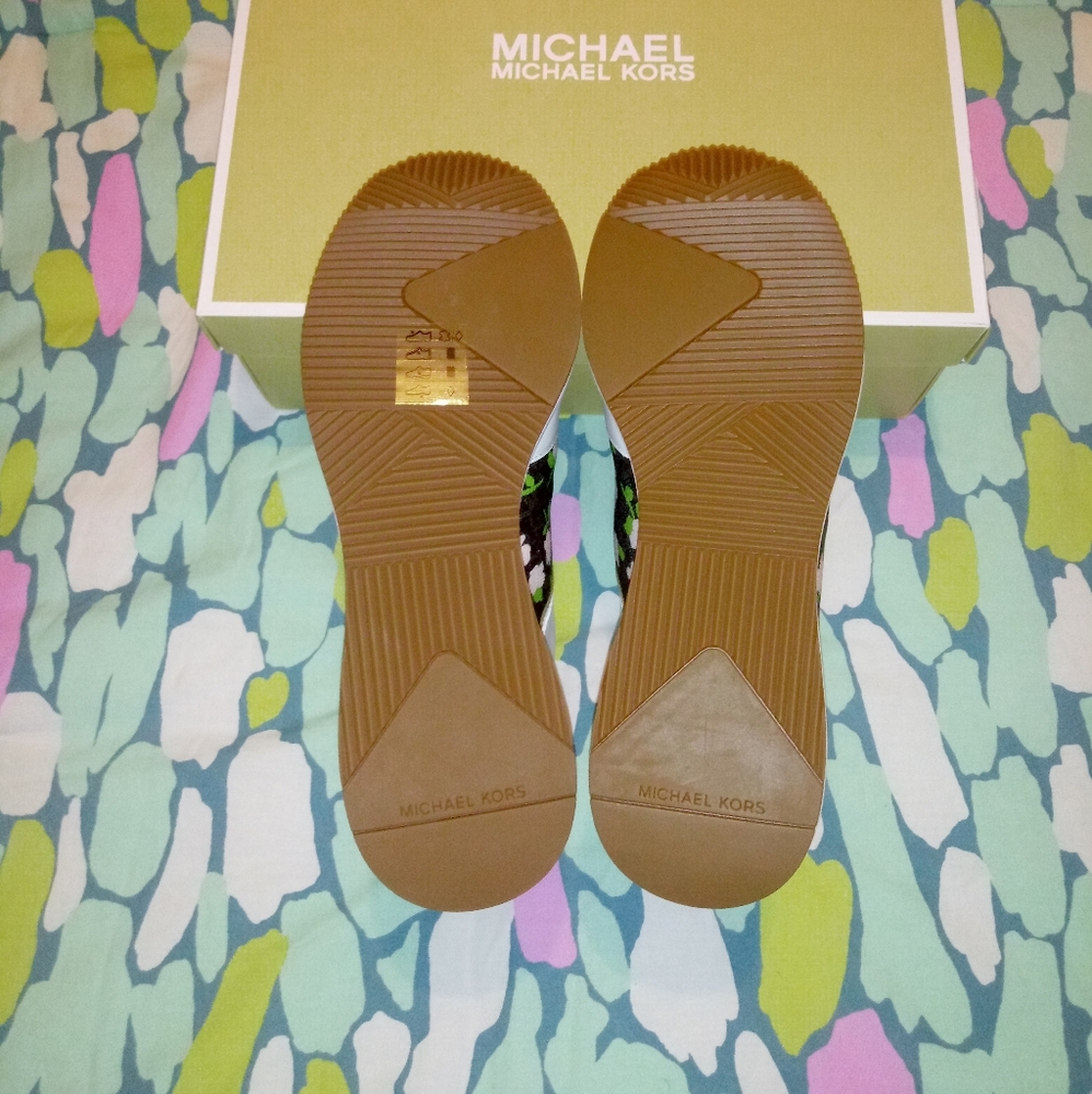 Michael Kors Georgie Trainer Sneakers - Picture 6 of 16